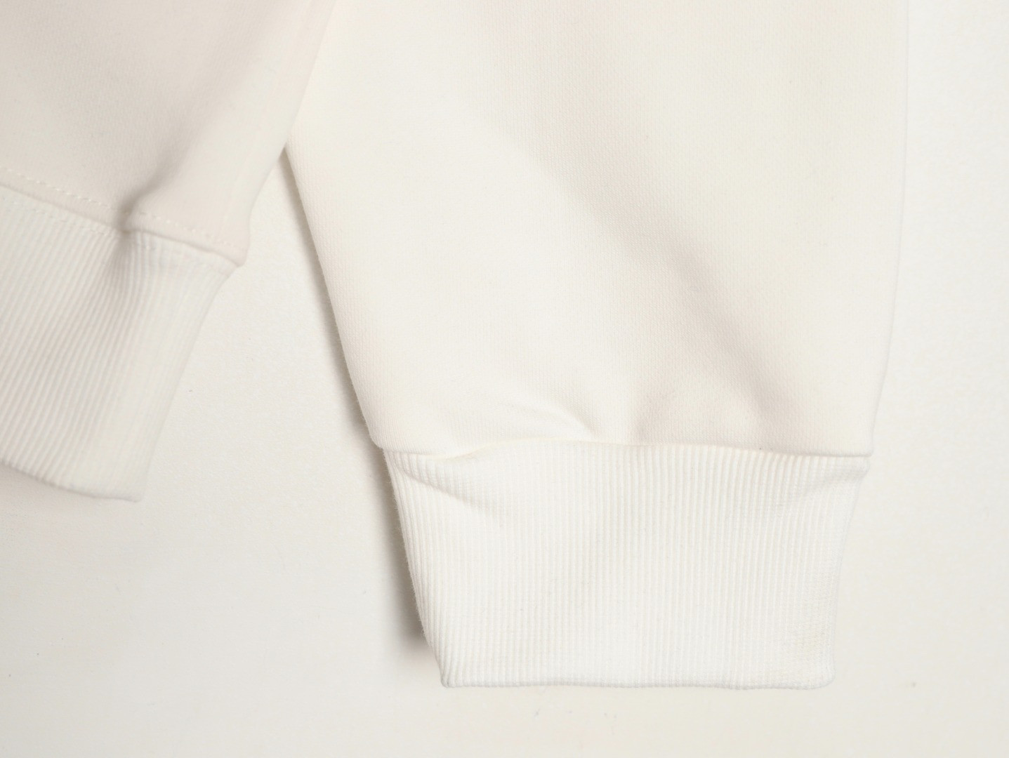 L0vis Vvtt0n LV 25FW Hoodies