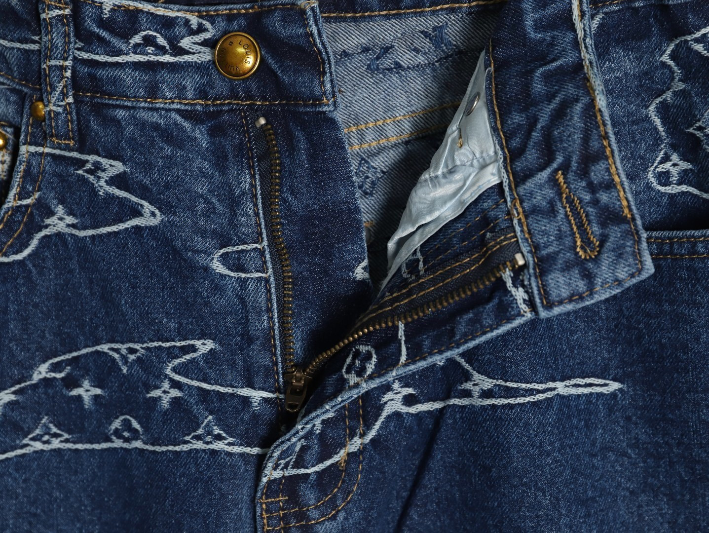 L0vis Vvtt0n LV Pharrell Nigo Tyler Jeans Suit