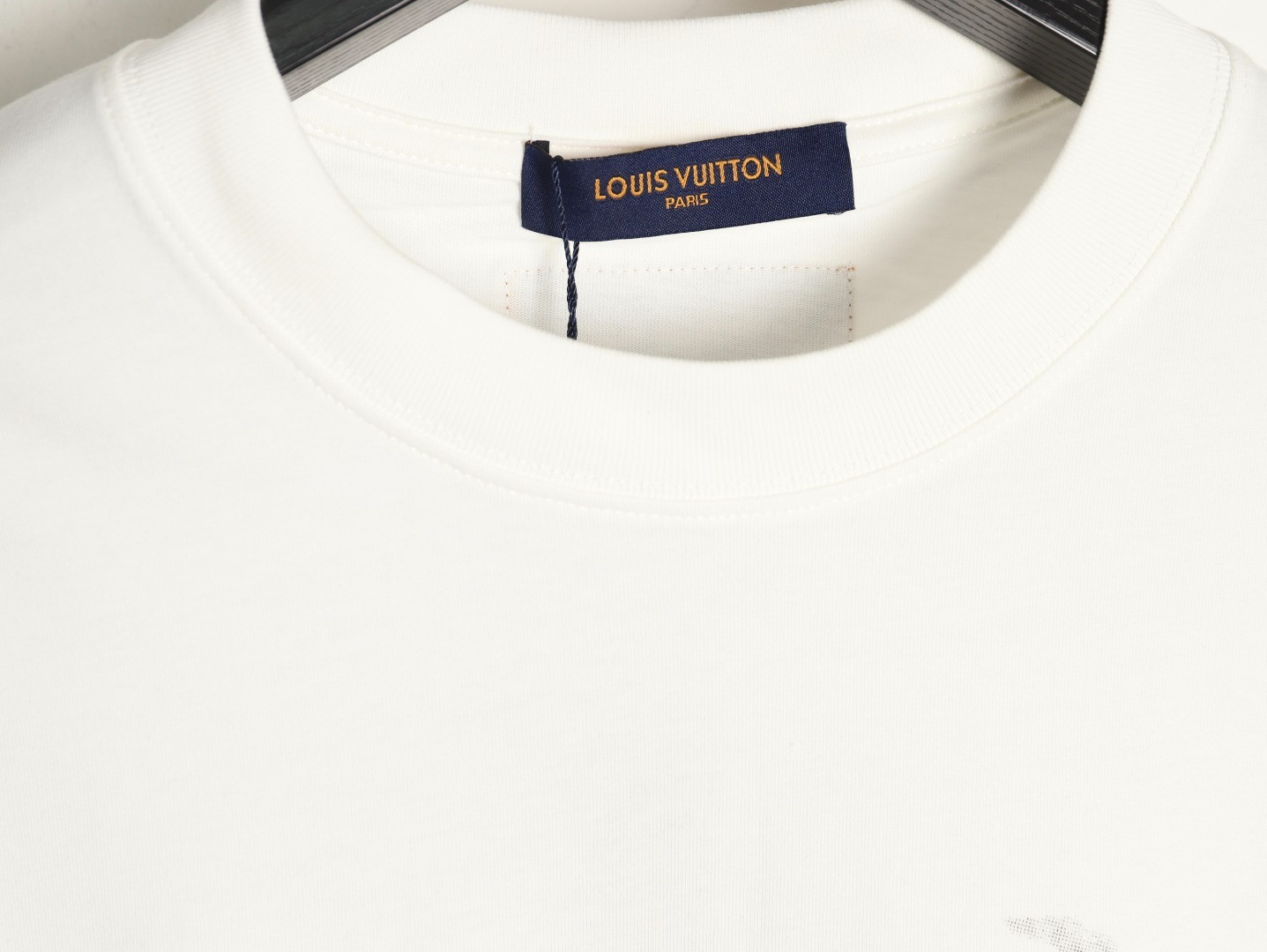 L0vis Vvtt0n Long-sleeved T-shirt