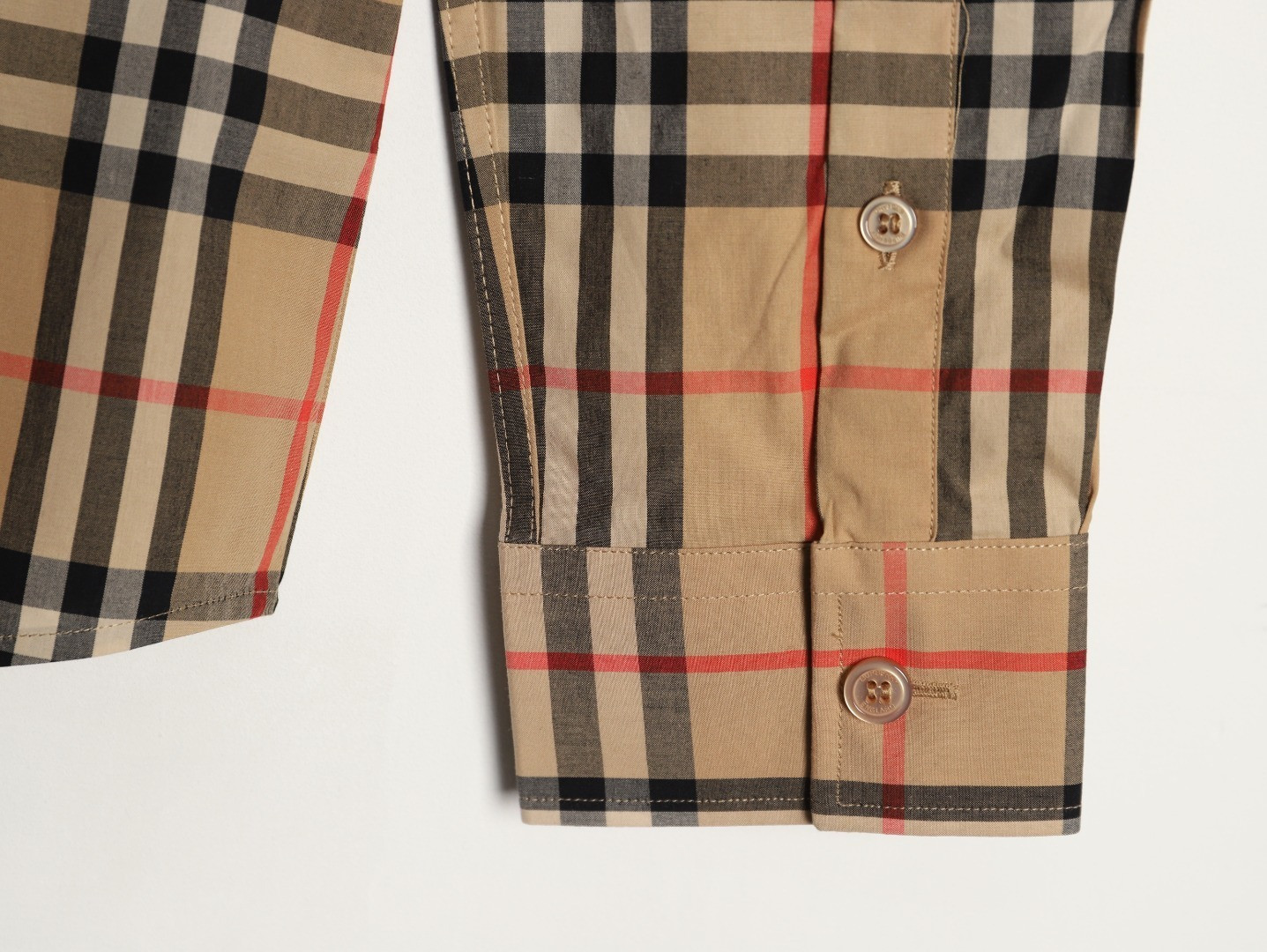 Bv*b*rry long-sleeved shirts