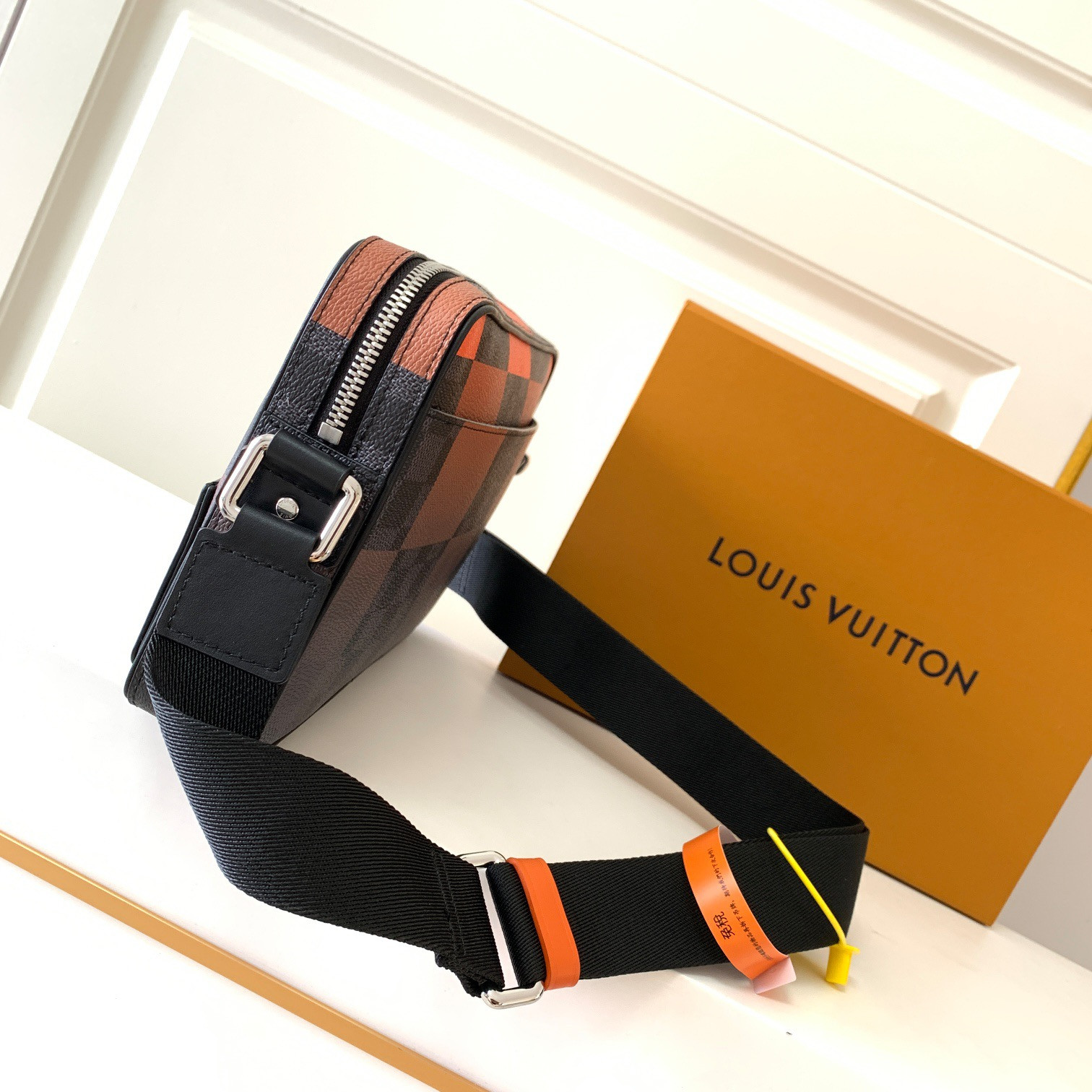 LV ALPHA MESSENGER N40421