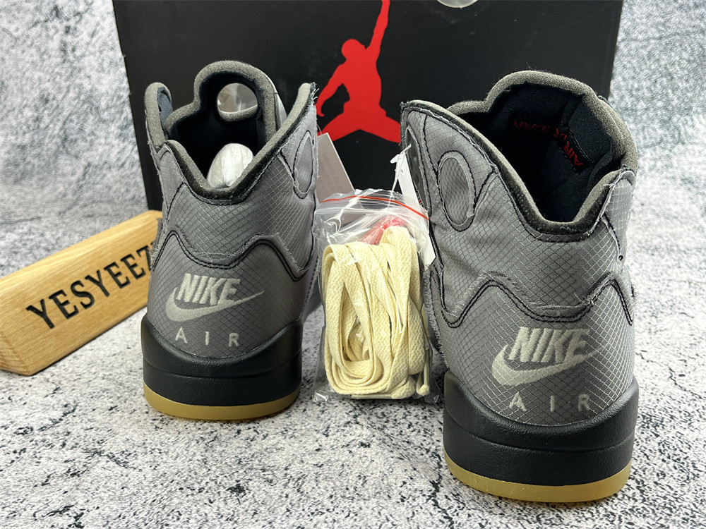 UA AIR JORDAN 5 RETRO SP "OFF-WHITE"