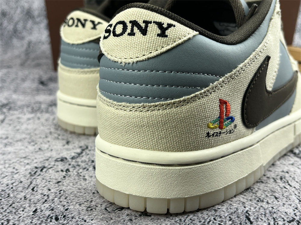 UA NIKE TRAVIS SCOTT X PLAYSTATION X DUNK LOW