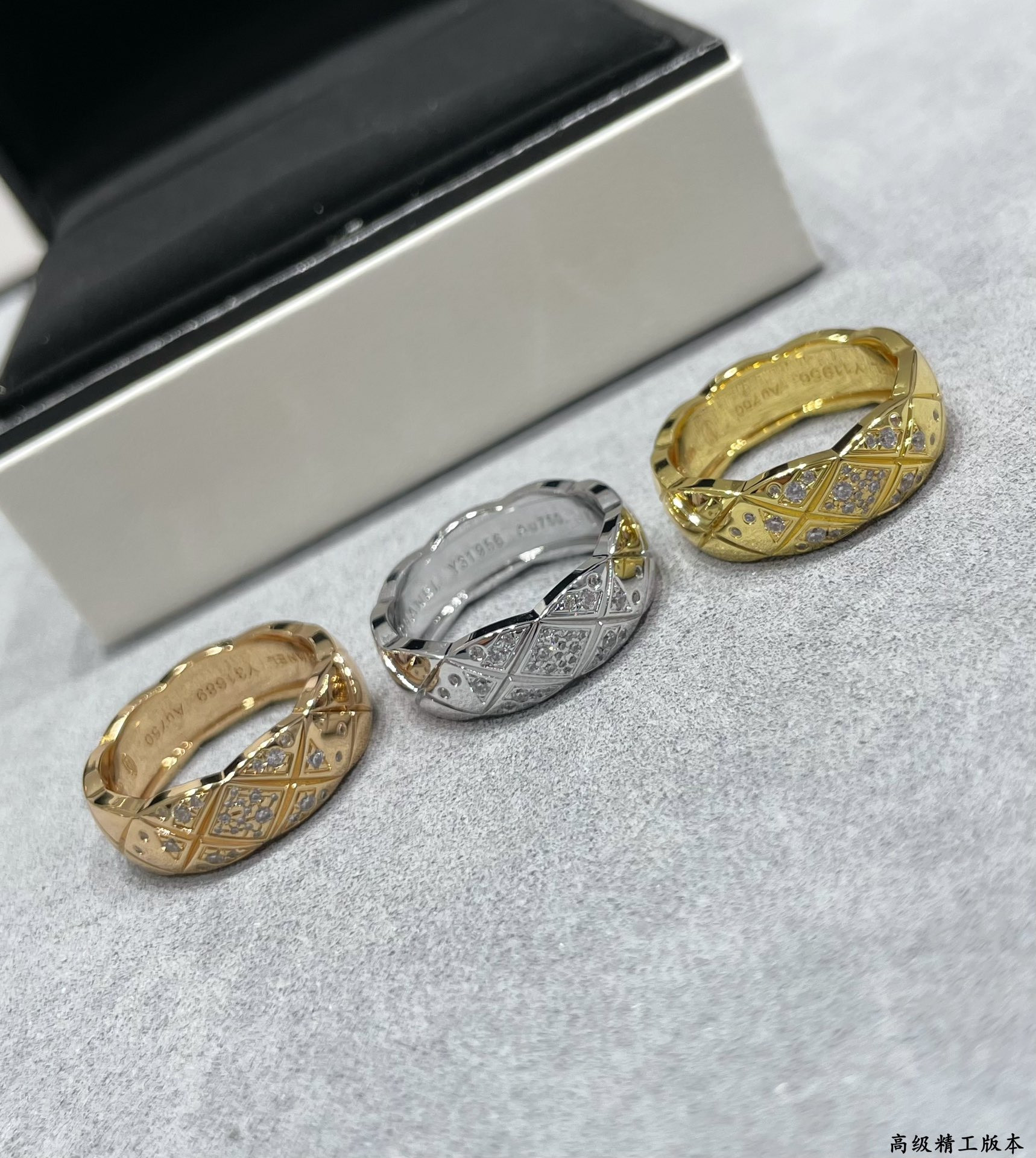 Ch**el Wide D1am0nd Ring