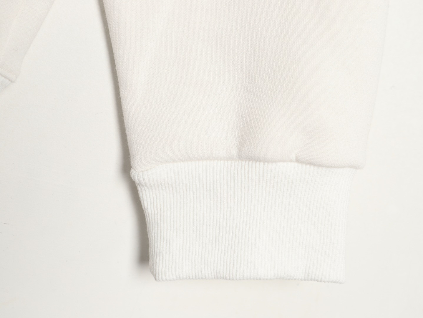 L0vis Vvtt0n LV 25FW Plush Hoodies