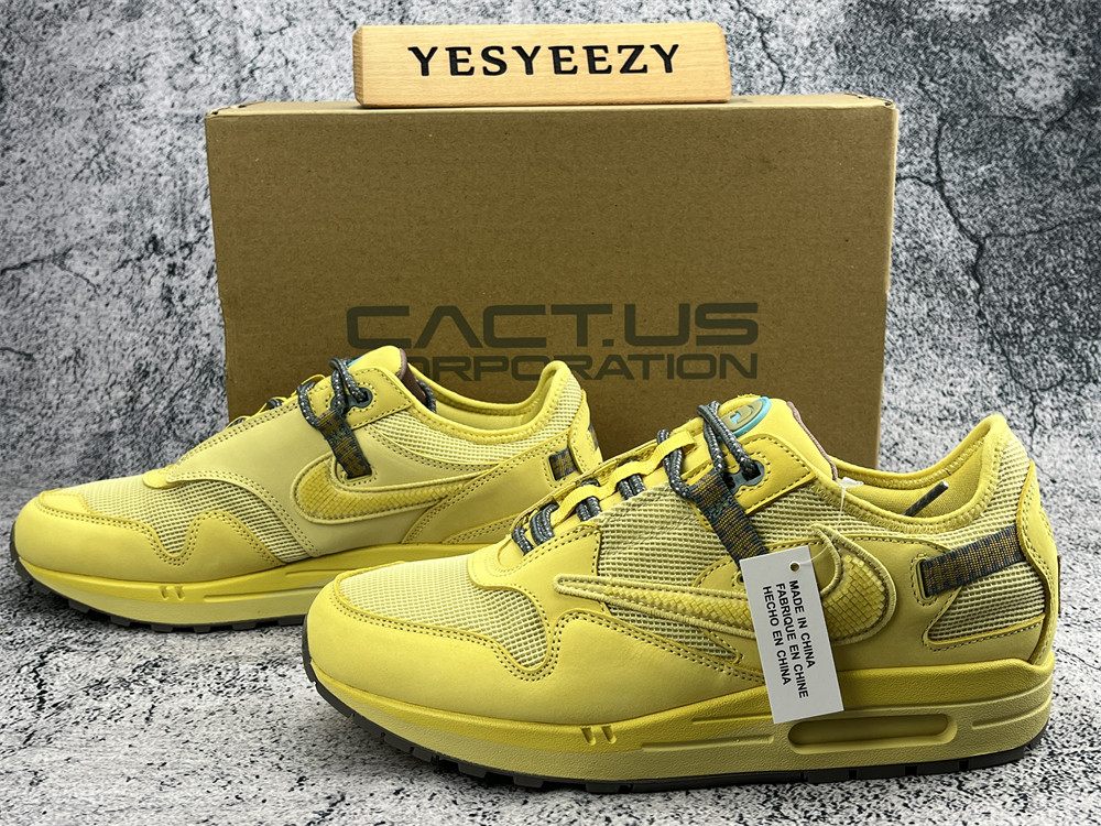 UA NIKE TRAVIS SCOTT X AIR MAX 1 