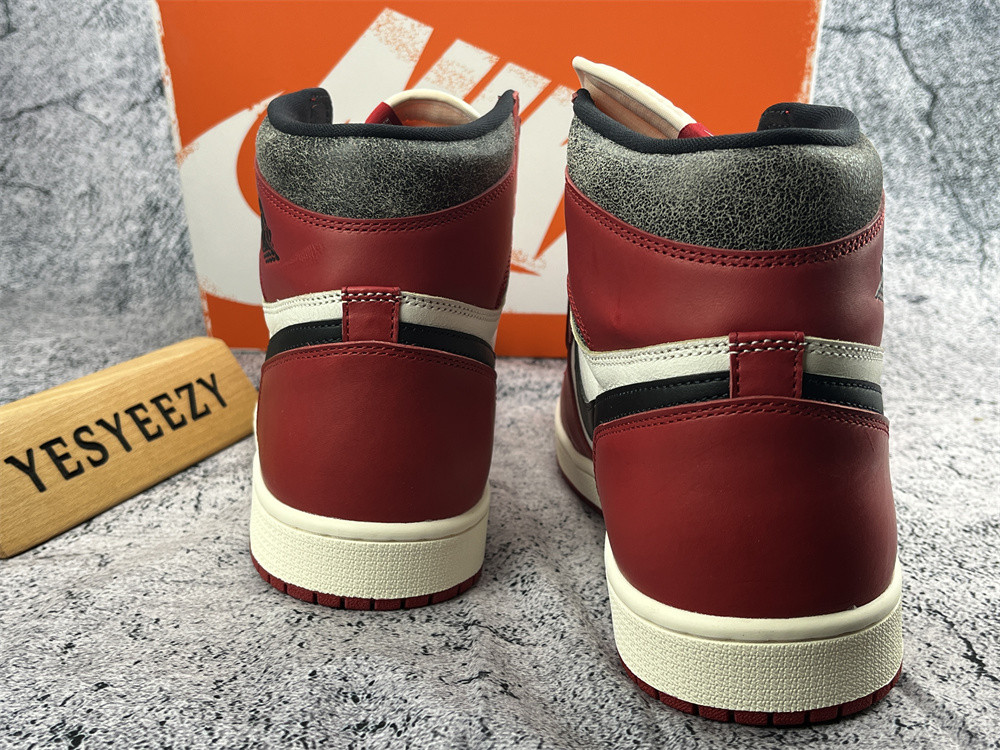 UA AIR JORDAN 1 RETRO HIGH OG 