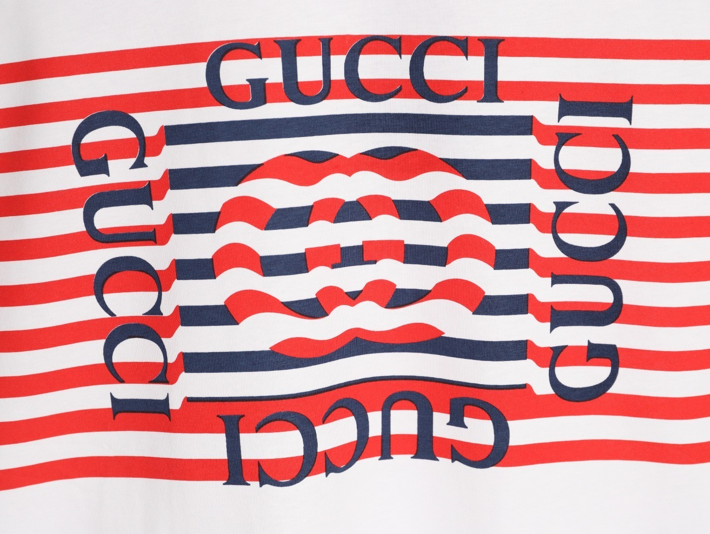 Gvc*1 Long-sleeved T-shirt