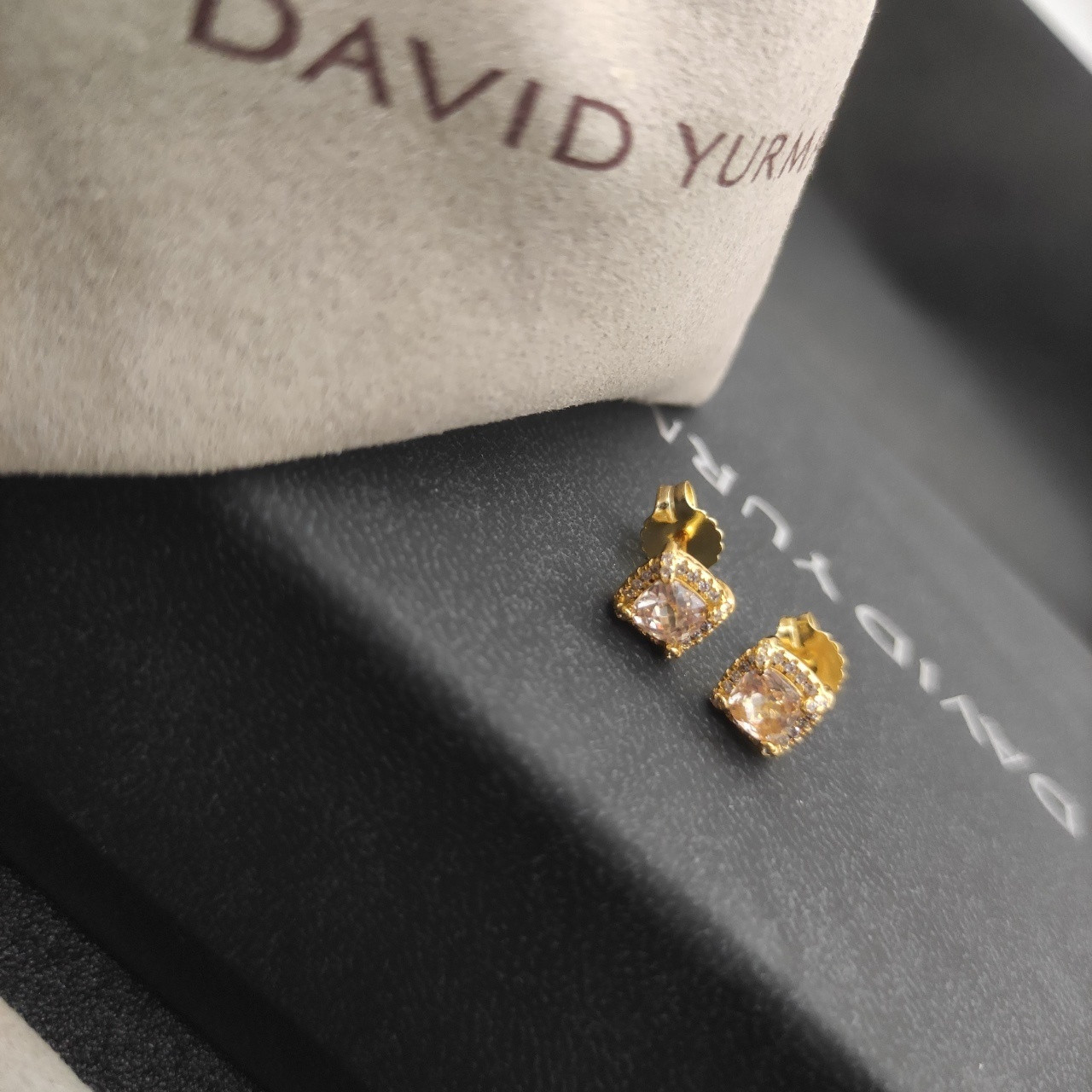 David Yurman four claw gem Earrings(Main stone 5mm)