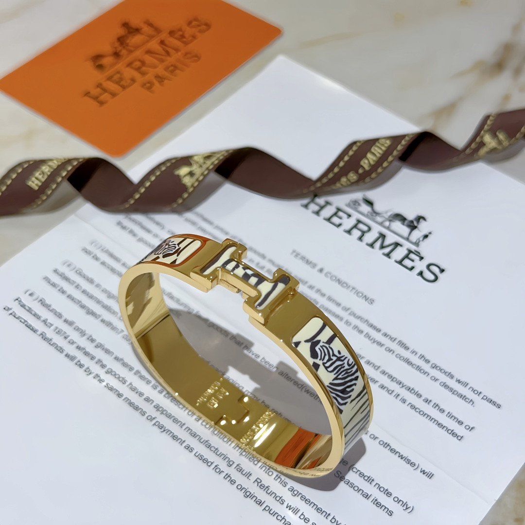 Hermes enamel Bracelet