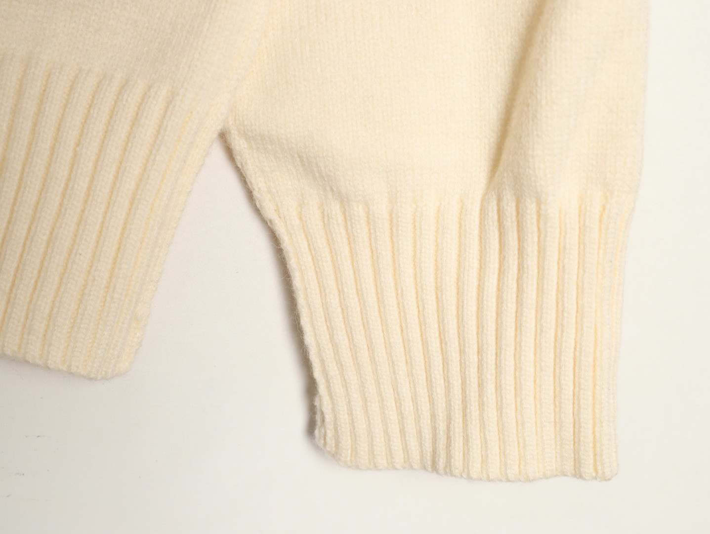 Ami Paris Knitting Sweaters