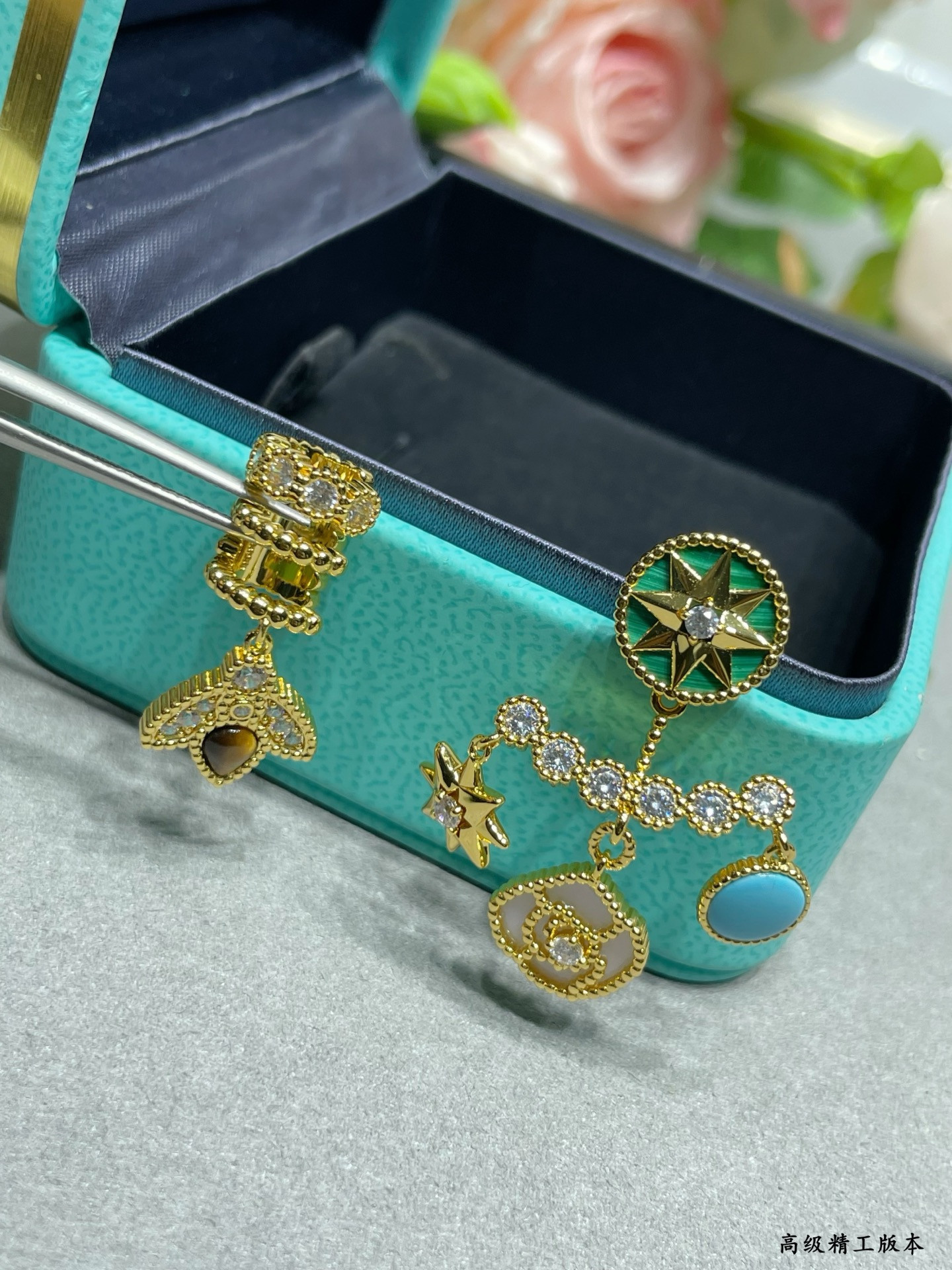 D10r Earrings