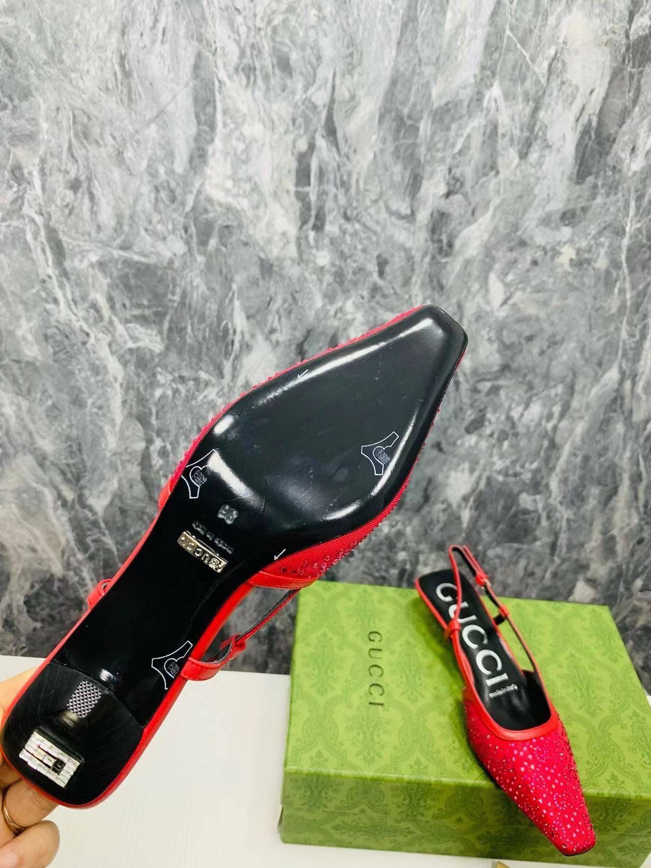 UA Gvc*1 SLINGBACK PUMP