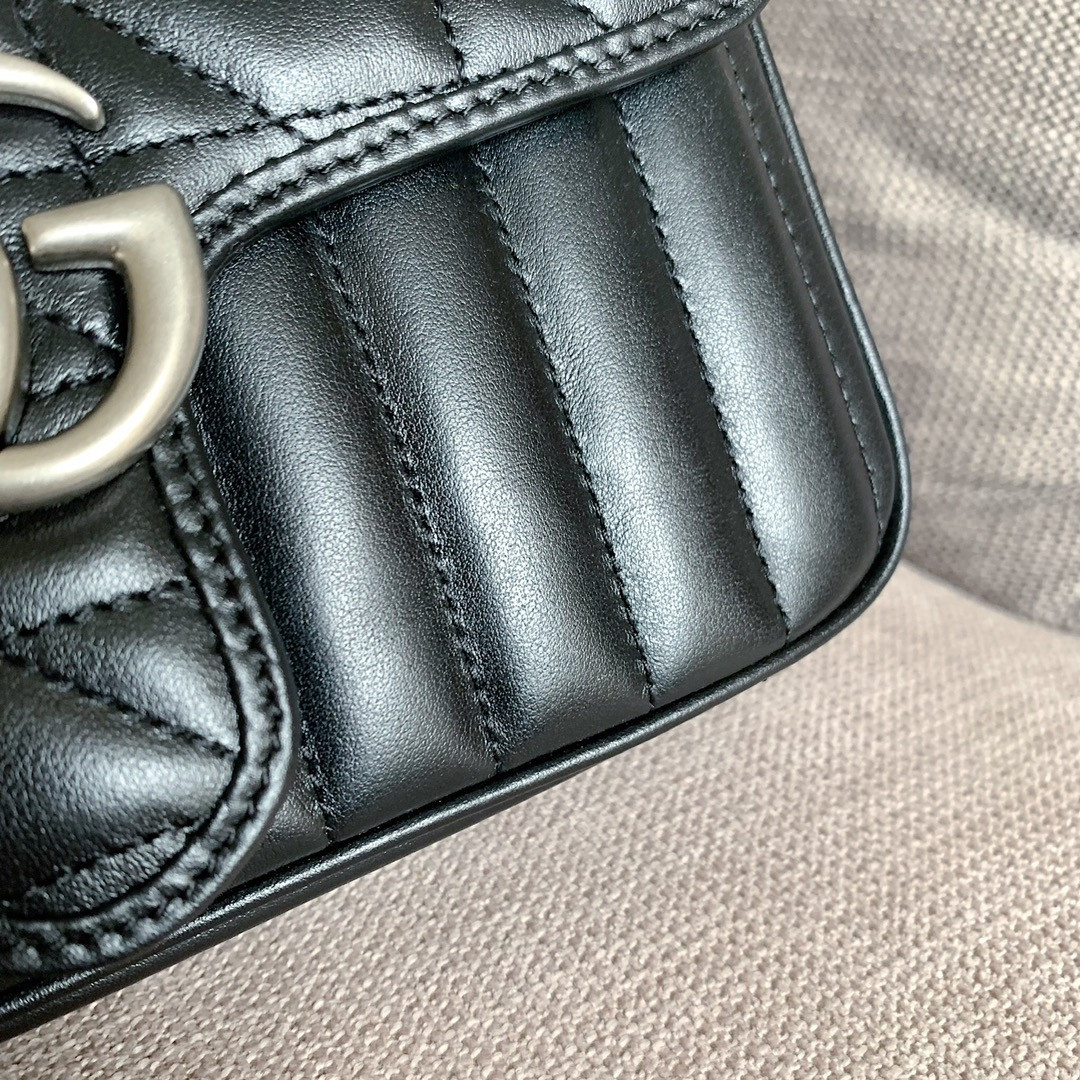 Gvc*1 GG Marmont mini shoulder bag 22cm