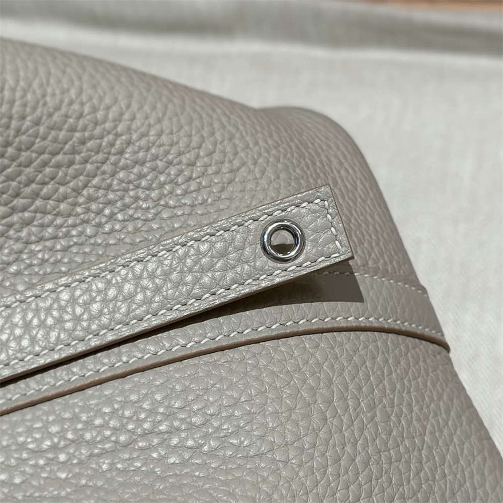 H**me5 Picotin 18cm Glacier White without original box