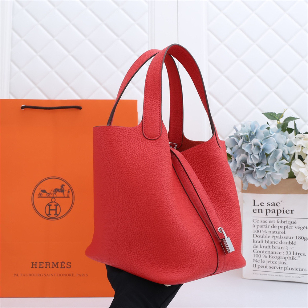 H**me5 Picotin 18cm bright red without original box