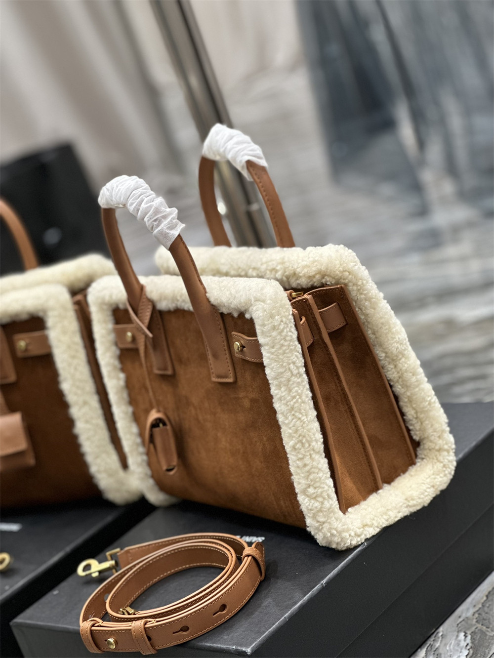 Y51 SAC DE JOUR S*pPLE NANO IN SUEDE AND SHEARLING DARK CIGAR AND NATURAL BEIGE