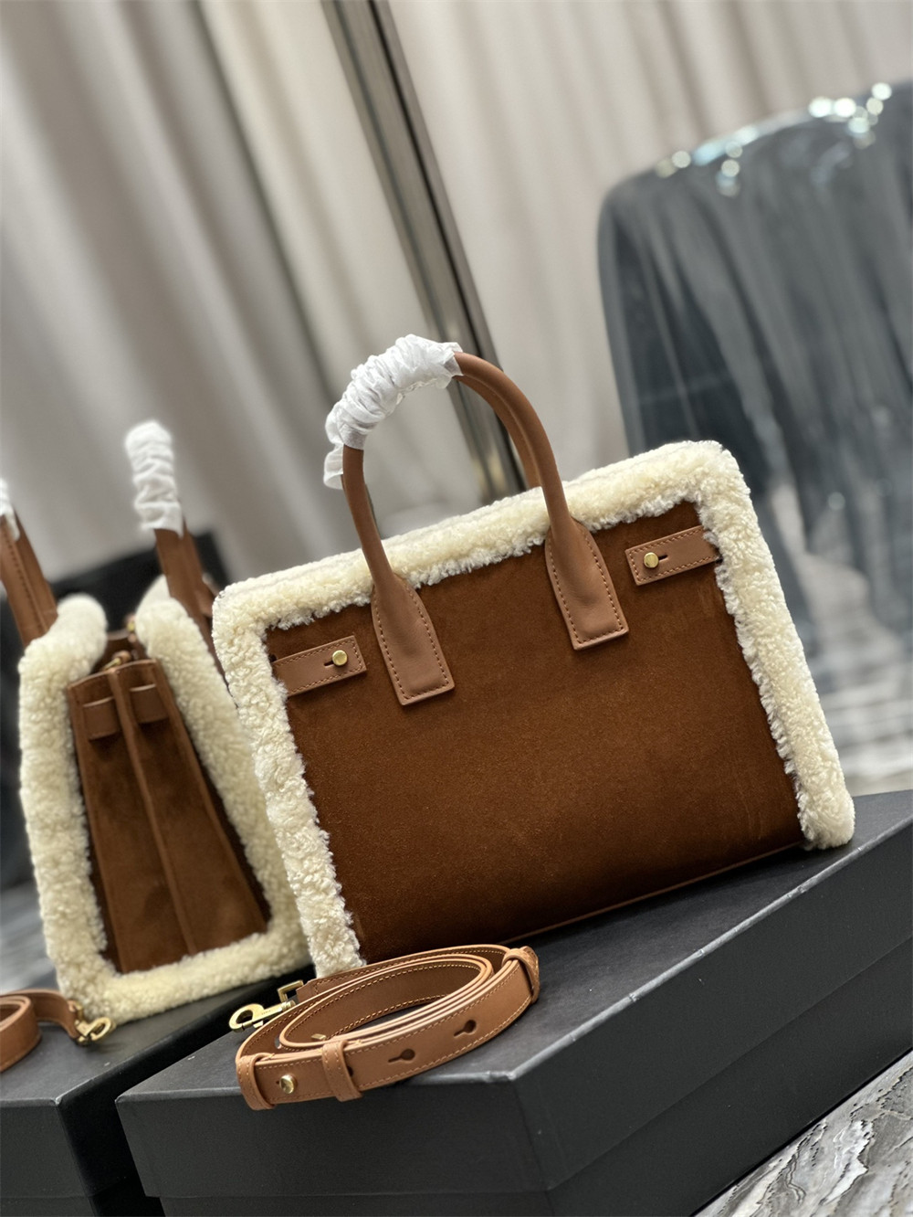 Y51 SAC DE JOUR S*pPLE NANO IN SUEDE AND SHEARLING DARK CIGAR AND NATURAL BEIGE