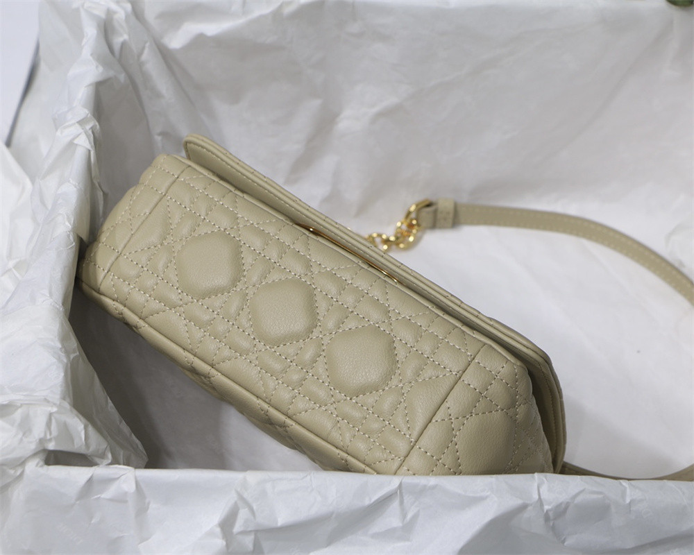 SMALL D10r CARO BAG Beige S*pple Cannage Calfskin 20 x 12 x 7 cm