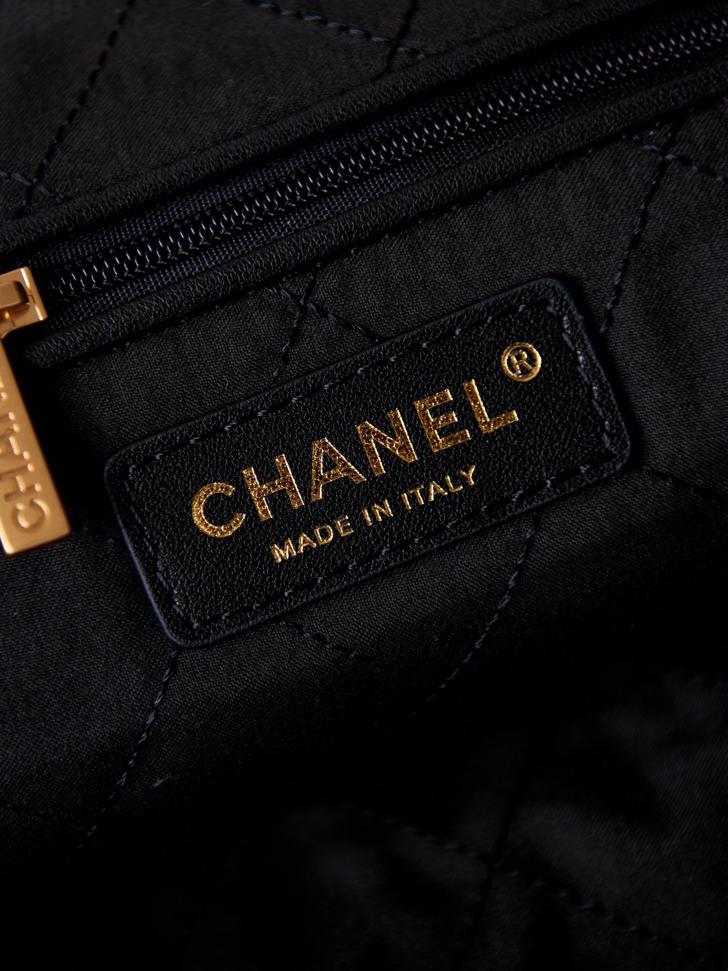 Ch**el 22 SMALL HANDBAG Shiny Calfskin & GOLD Metal BLACK 13.7×14.4×2.7 in