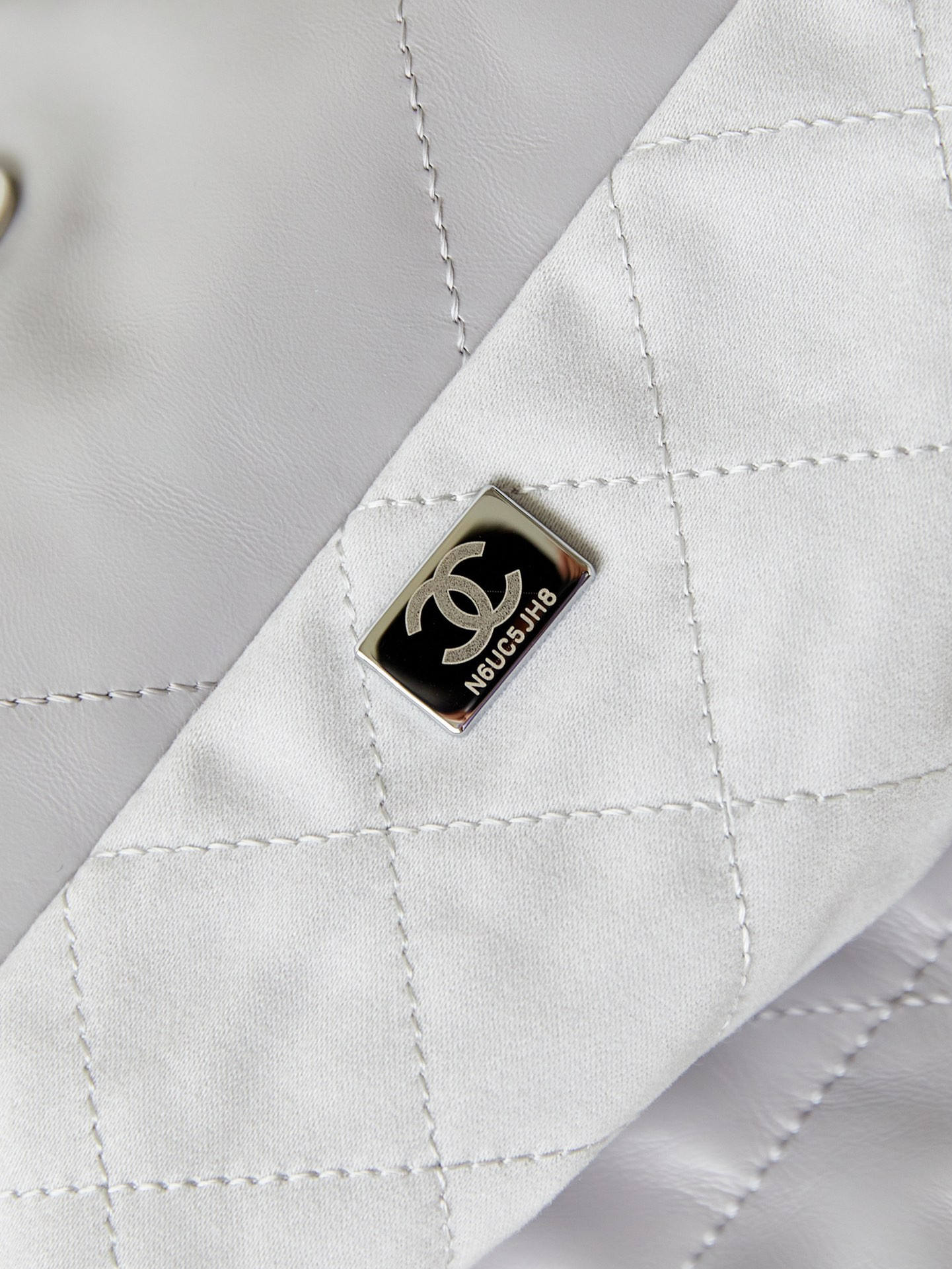 Ch**el 22 SMALL HANDBAG Shiny Calfskin GREY 13.7×14.4×2.7 in