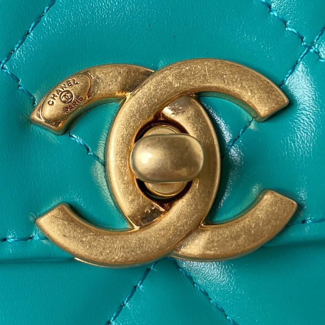 Ch**el MINI FLAP BAG BLUE 12×19×8cm