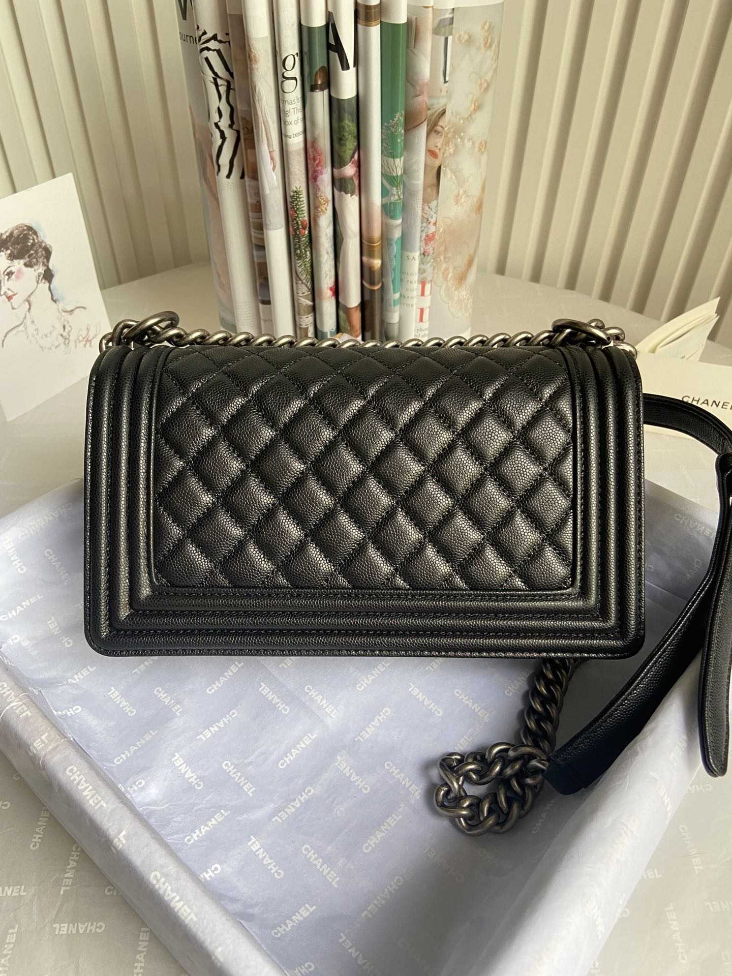 BOY Ch**el HANDBAG Shiny Grained Calfskin 5.9 × 9.8 × 3.5 in