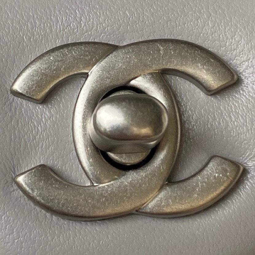 Ch**el MINI FLAP BAG SHINY CALFSKIN & SILVER-TONE METAL LIGHT GRAY 4.7 × 7.8 × 2.3 in