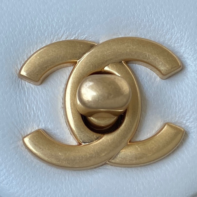 Ch**el MINI FLAP BAG SHINY CALFSKIN & Gold-Tone METAL WHITE 5.3 × 6.6 × 3.1 in