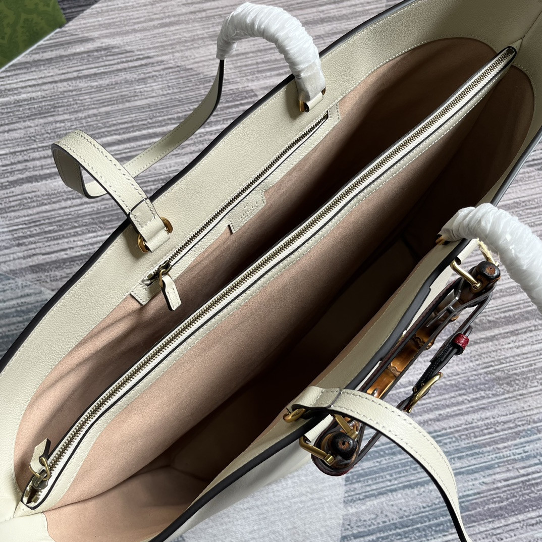 Gvc*1 DIANA LARGE TOTE BAG White 40W x 34H x 21D CM