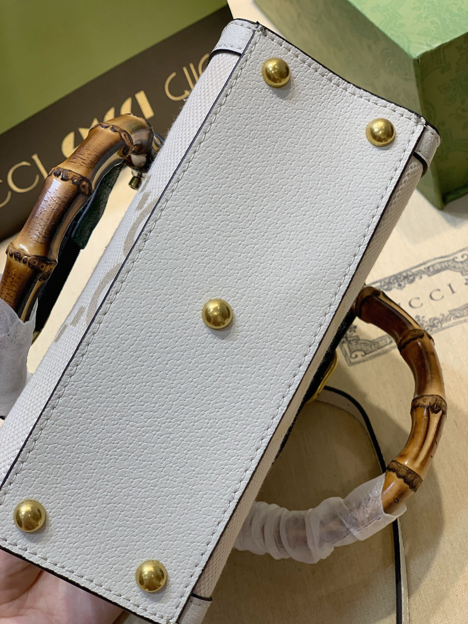 Gvc*1 DIANA MINI TOTE BAG 20W x 16H x 10D CM