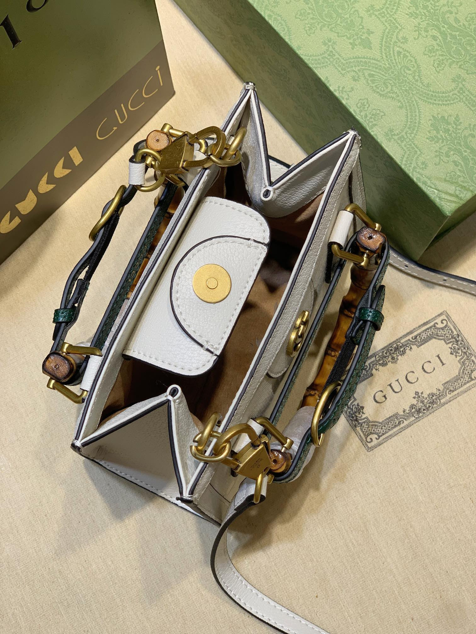 Gvc*1 DIANA MINI TOTE BAG 20W x 16H x 10D CM