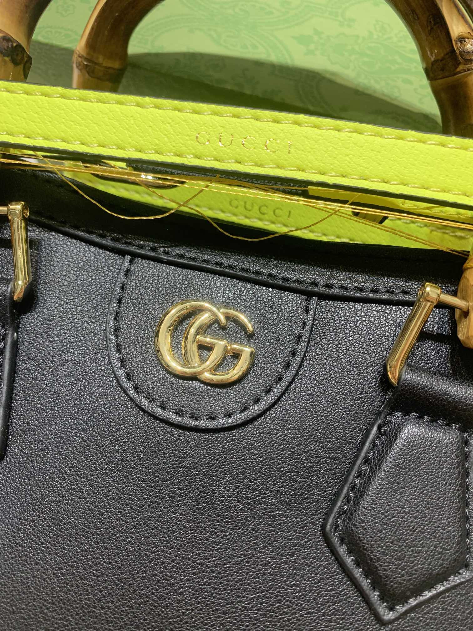 Gvc*1 DIANA MINI TOTE BAG Navy 20W x 16H x 10D CM