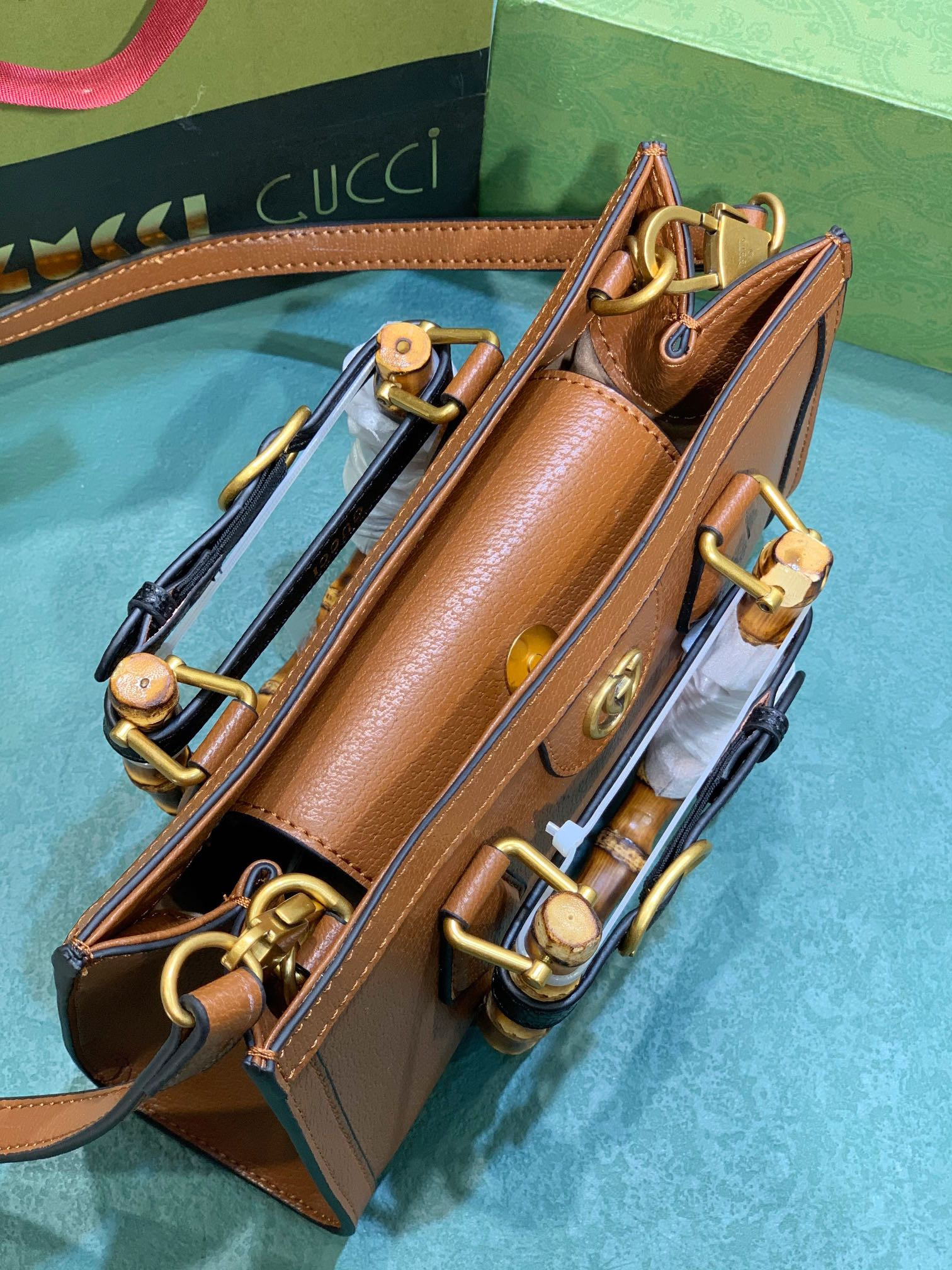 Gvc*1 DIANA SMALL SHOULDER BAG Brown 25W x 16H x 9D CM