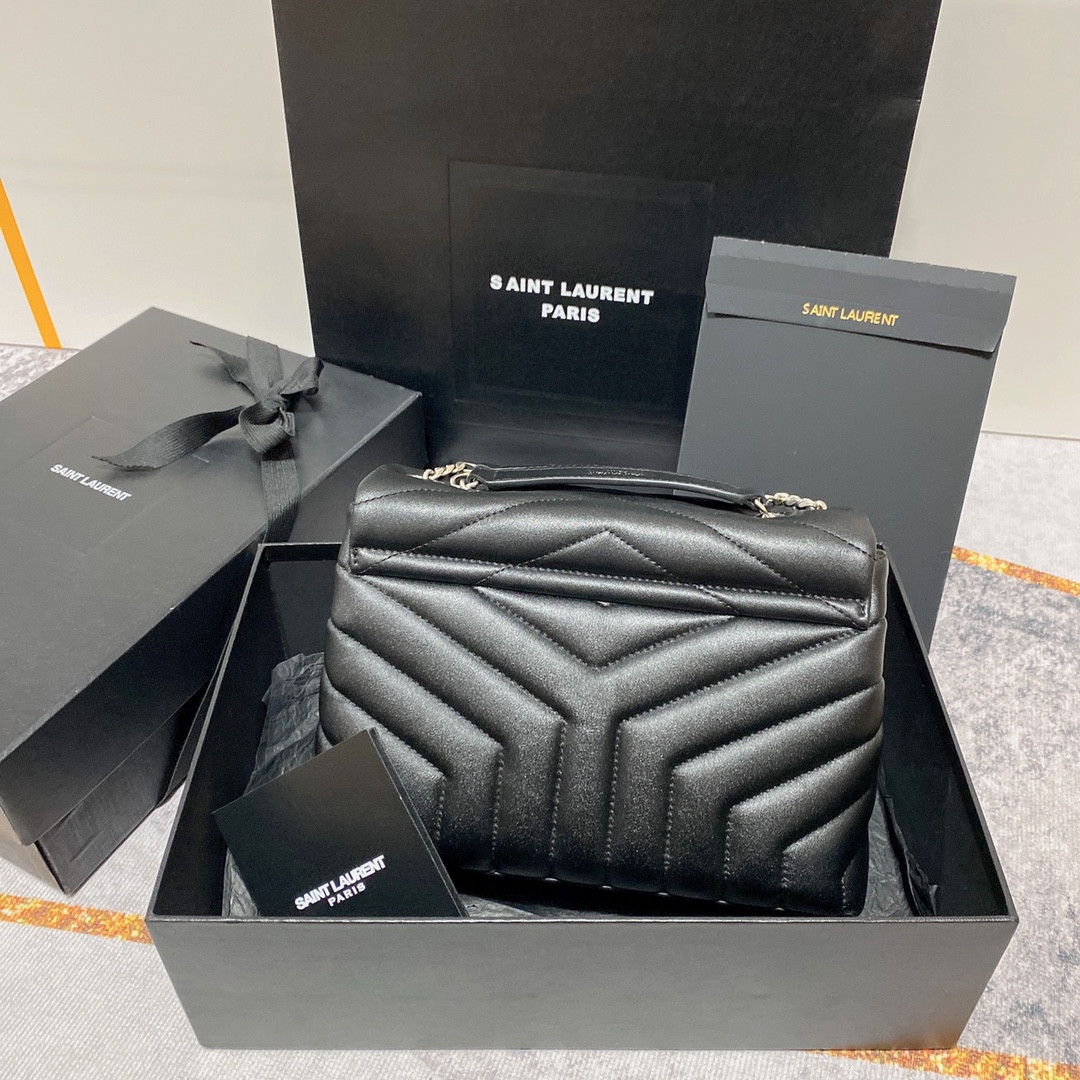 Y51 LOULOU SMALL IN QUILTED LEATHER BLACK SILVER 9 X 6.1 X 3.3 INCHES