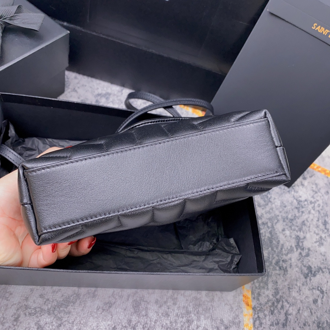 Y51 TOY LOULOU IN QUILTED LEATHER ALL BLACK 7.9 X 5.5 X 3 INCHES