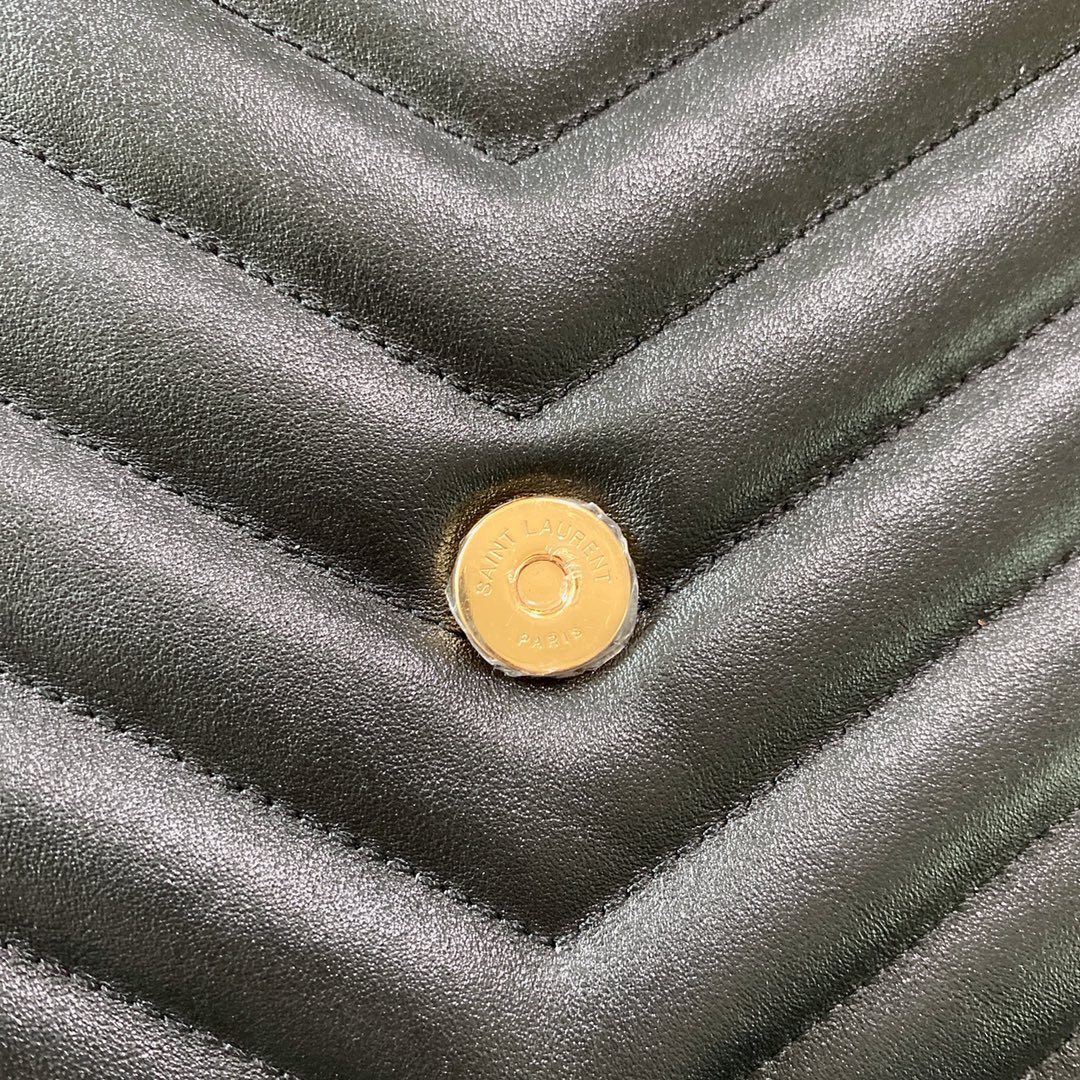 Y51 LOULOU MEDIUM IN QUILTED LEATHER BLACK 12.5 X 8.6 X 3.5 INCHES