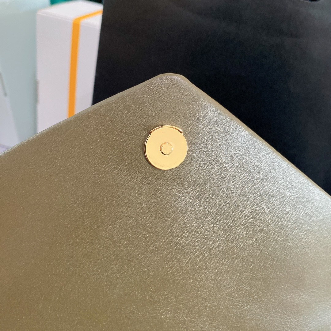 Y51 LOULOU MEDIUM IN QUILTED LEATHER 12.5 X 8.6 X 3.5 INCHES