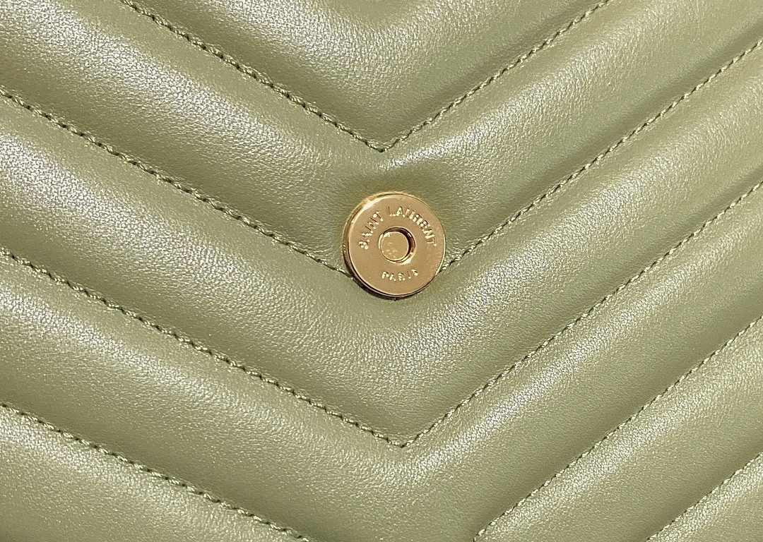 Y51 LOULOU MEDIUM IN QUILTED LEATHER GREEN 12.5 X 8.6 X 3.5 INCHES
