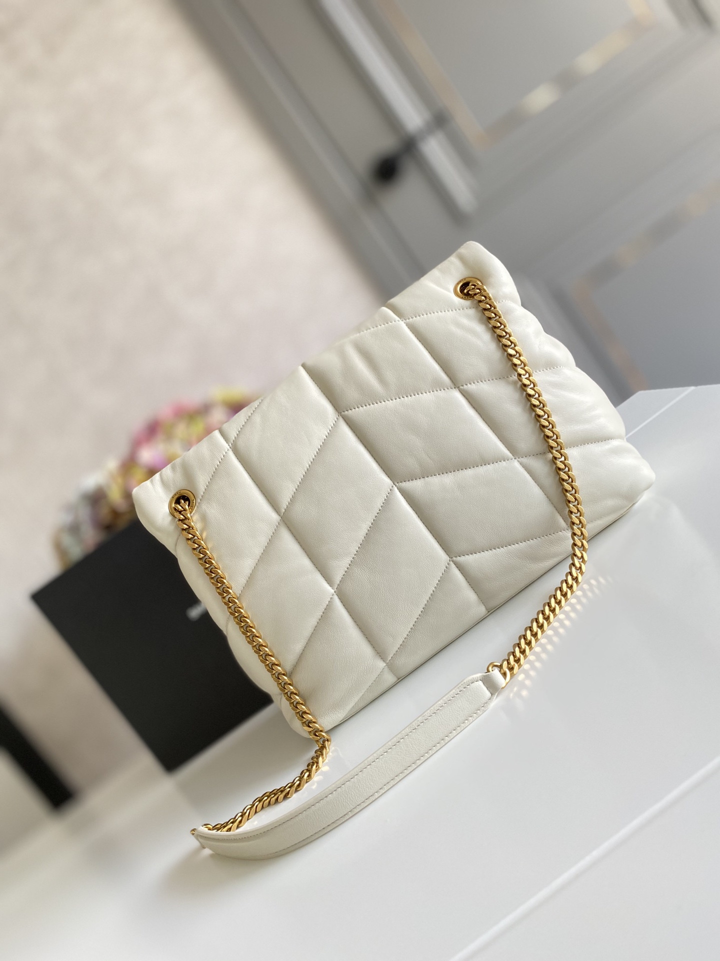 Y51 PUFFER MEDIUM IN NAPPA LEATHER WHITE 13.7 X 9 X 5.3 INCHES