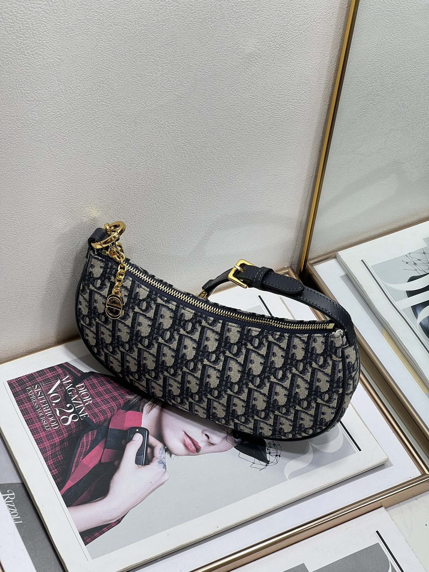 D10r CD Lounge bag blue D10r oblique jacquard 26 x 15x 5.5 cm