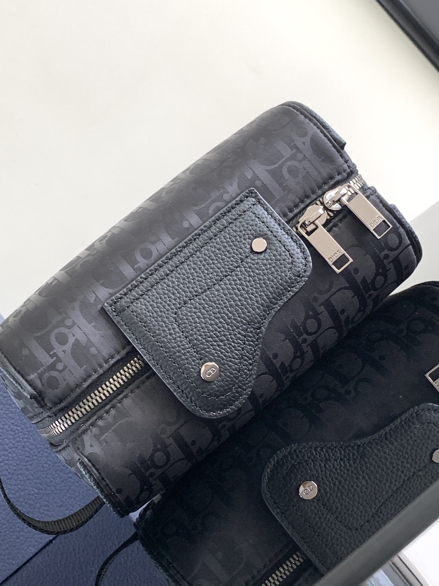 D10r Lingot Toiletry Bag Black Oblique Mirage Technical Fabric 8.5 x 5 x 4 inches