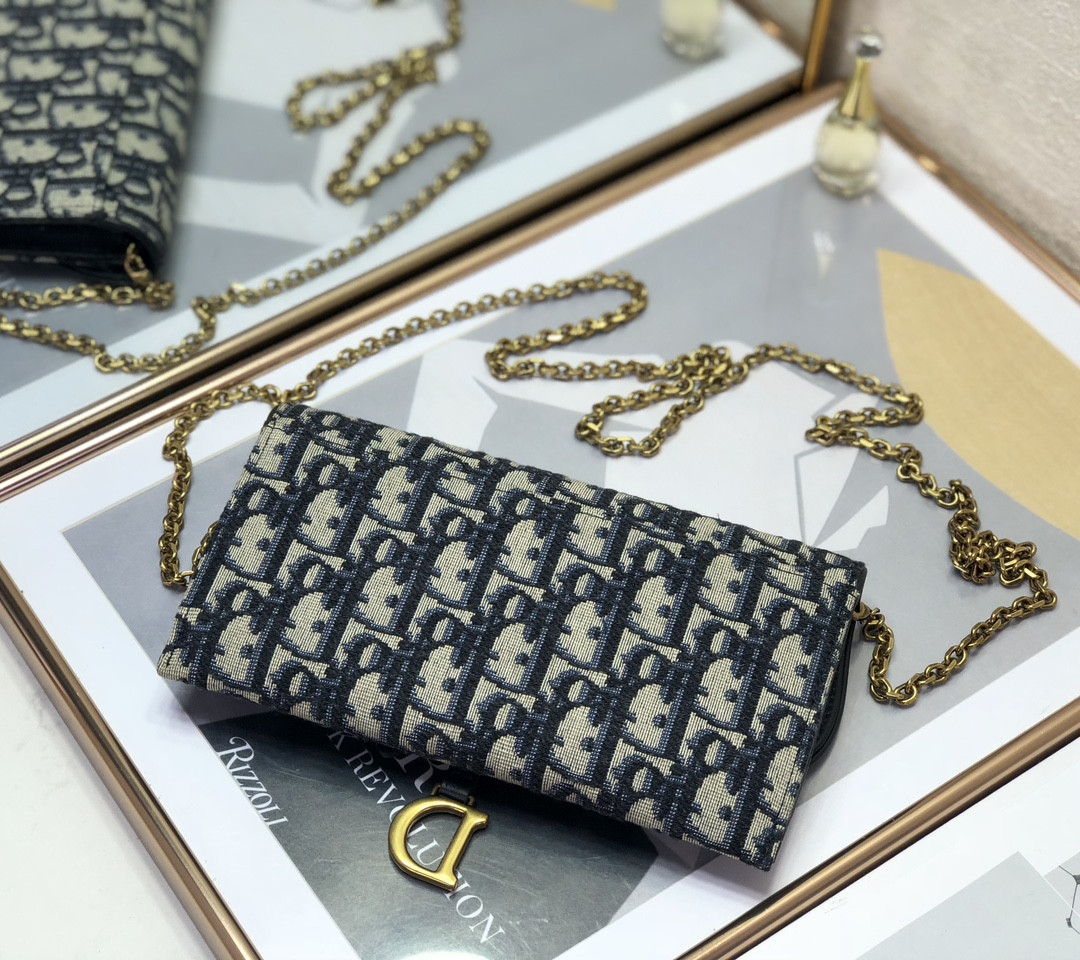 D10r Saddle Pouch with Chain Blue D10r Oblique Jacquard 8.5 x 5 x 1.5 inches