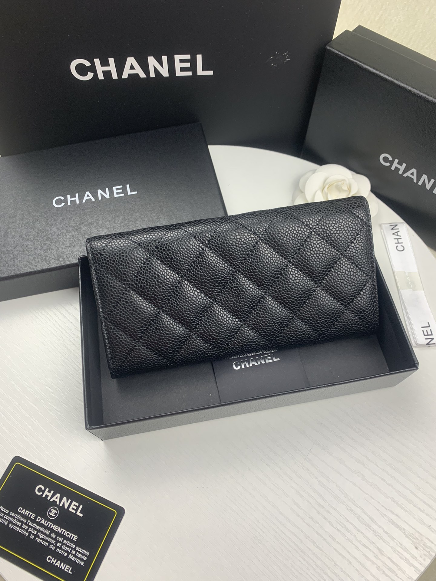 Ch**el FLAP WALLET GRAINED LEATHER BLACK 19.5 x10 cm