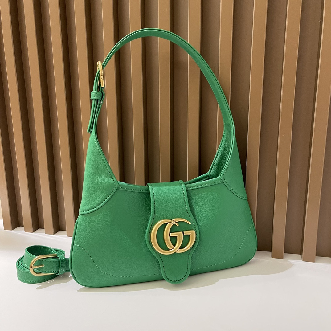 Gvc*1 APHRODITE SHOULDER BAG GREEN 27 X 13.5 X 2 cm