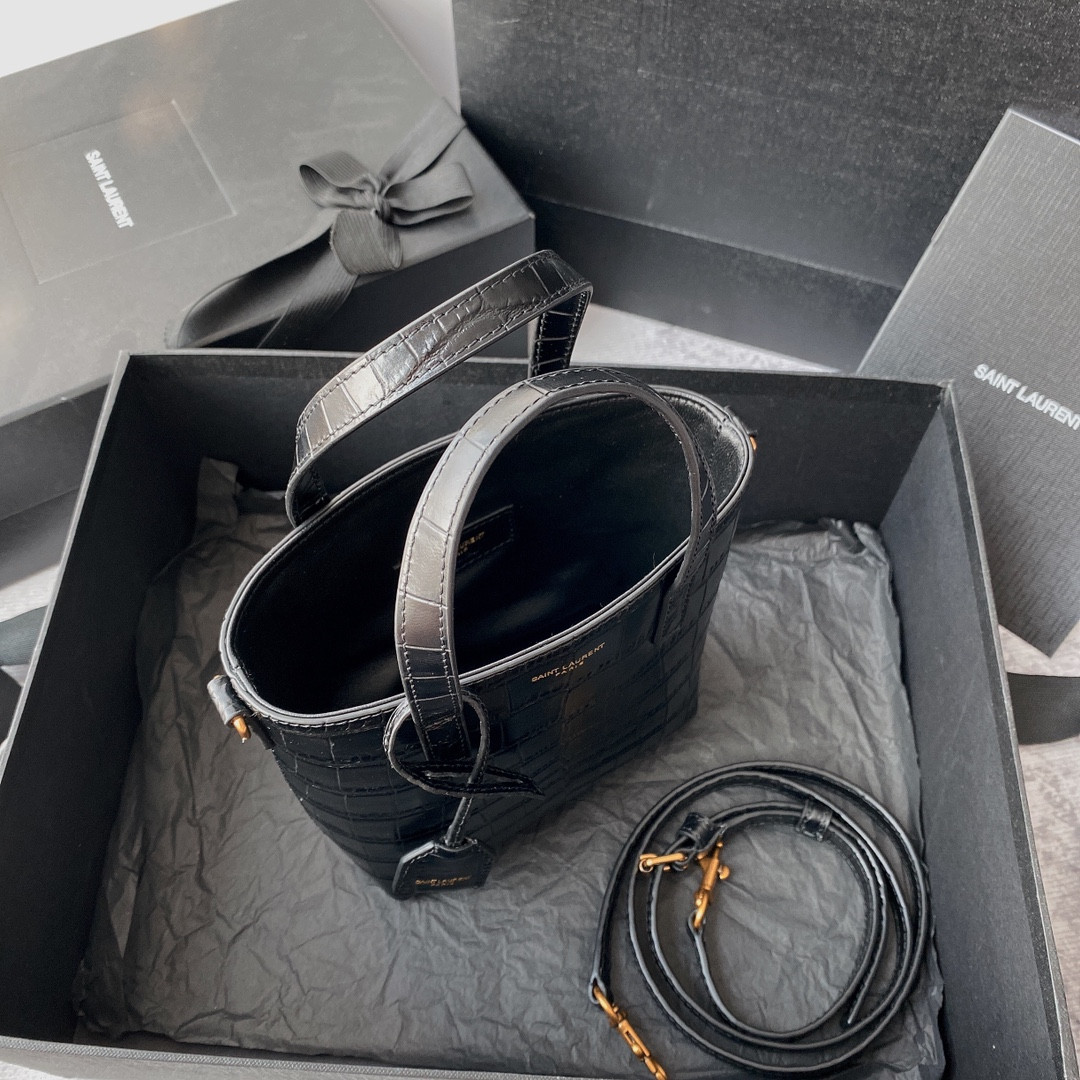 Y51 Sa1nt Lau*nt PARIS MINI TOY SHOPPING IN CROCODILE-EMBOSSED LEATHER BLACK 7.1 X 6.7 X 3.1 INCHES