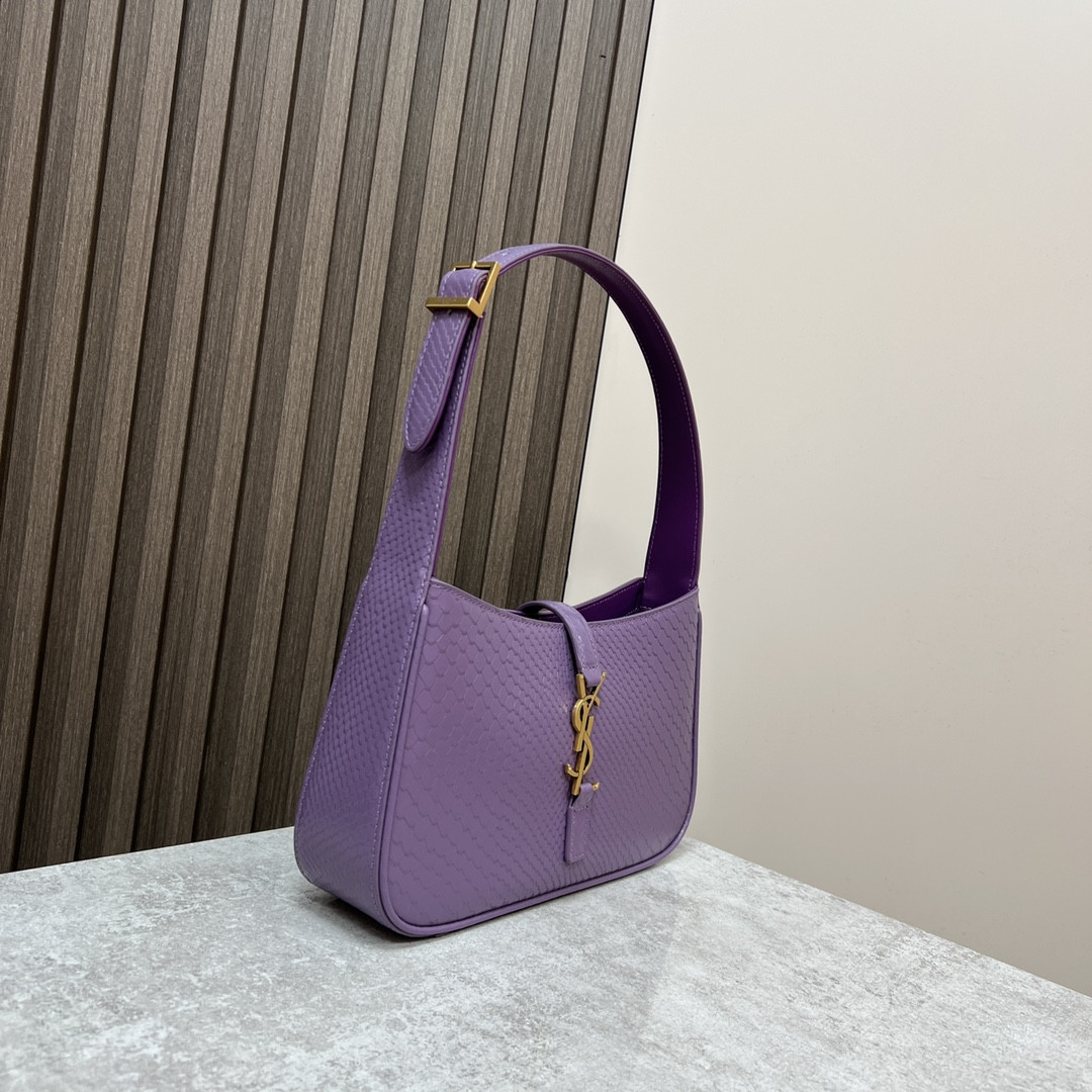 Y51 LE 5 À 7 IN CROCODILE-EMBOSSED LEATHER purple 9 X 6.3 X 2.5 INCHES