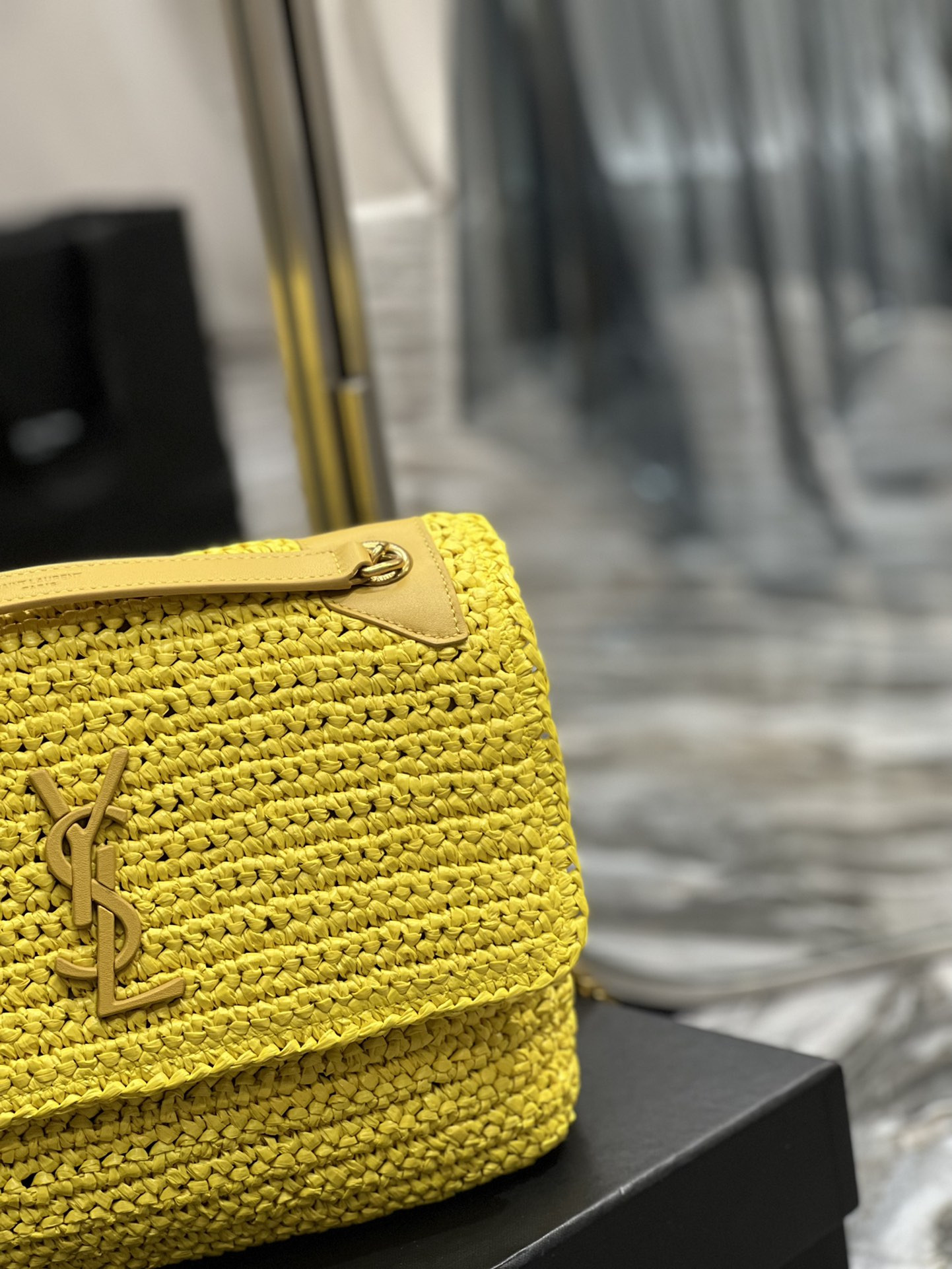 Y51 NIKI MEDIUM CHAIN BAG IN RAFFIA AND LEATHER YELLOW 11 X 7.8 X 3.3 INCHES