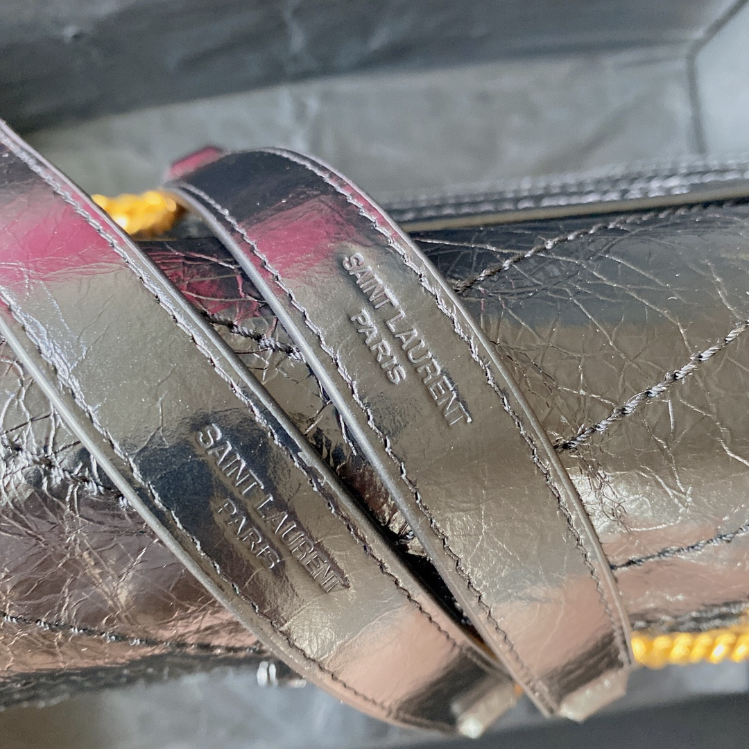 Y51 NIKI MEDIUM IN VINTAGE LEATHER BLACK 11 X 7.8 X 3.3 INCHES