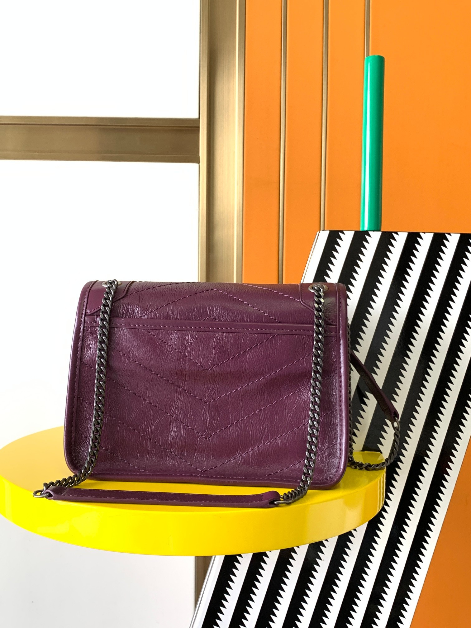 Y51 NIKI BABY IN VINTAGE LEATHER PURPLE 8.2 X 6 X 2.9 INCHES